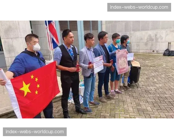 联盟考虑放宽“防守三秒”规则吹罚尺度,以鼓励更多内线防守变化 联盟考虑放宽“防守三秒”规则吹罚尺度,以鼓励更多内线防守变化