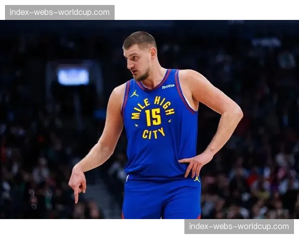 独行侠加时险胜掘金，东契奇砍下大三双，约基奇空砍40分